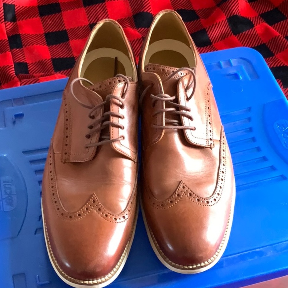 Brown Cole Haan wingtip shoes size 12.